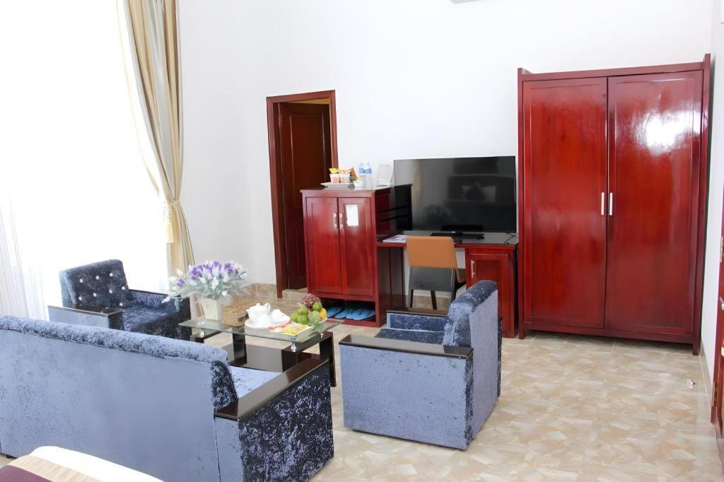 Tran Vinh Hotel Bac Lieu Екстериор снимка